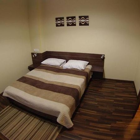 Hotel Darnitskiy Kiev Room photo
